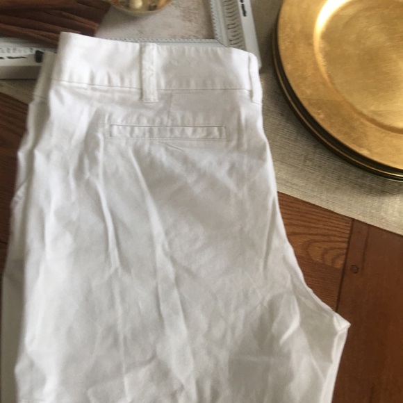 G.H Bass white shorts - Picture 10 of 13